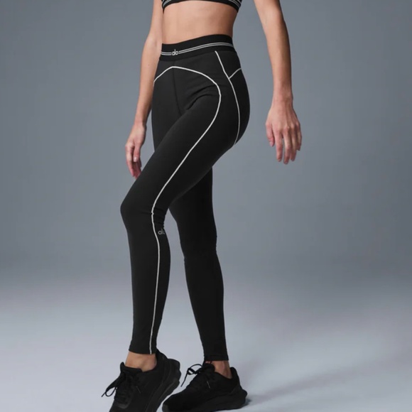 ALO Yoga Pants - ALO Leggings